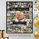 Affiche Anniversaire personnalisé 64 Photo Collage personn<br><div class="desc">Créez un écran de mémoire photo sur un tableau en mousse pour célébrer chaque anniversaire de mariage en utilisant ce modèle de collage photo facile à télécharger avec 64 photos carrés. Le design comprend un script de calligraphie moderne HAPPY ANNIVERSARY titre avec leurs noms, le nombre d'années qu'ils célèbrent et...</div>