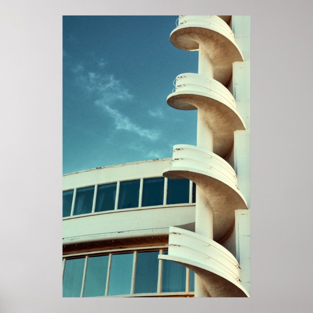 Affiche Art Deco building with spiral stairs (Devant)