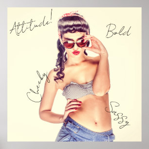 Affiche Attitude ! Modèle rétro en short et top bikini.