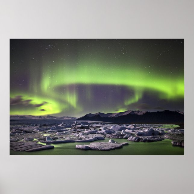 Affiche Aurora au-dessus d'une lagune glaciaire (Devant)