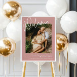 Affiche Baby shower photo Dusty Rose / Boho Rose Bienvenue<br><div class="desc">Ce panneau d'accueil en baby shower rose/rose poussiéreux est parfait pour un baby shower terreux, au thème des filles. Le design est caractérisé par une typographie élégante mais rustique. Pour plus de baby showers options de libellé des panneaux d'accueil, veuillez consulter la collection rose complète : https://www.zazzle.com/collections/dusty_pink_rose-119320912565185572?rf=238296117664346256 Cette conception mesure...</div>