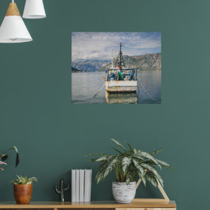Affiche Bateau de pêche à la baie pittoresque