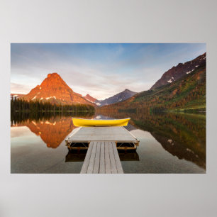Affiche Bateaux par un matin calme sur le lac Two Medicine