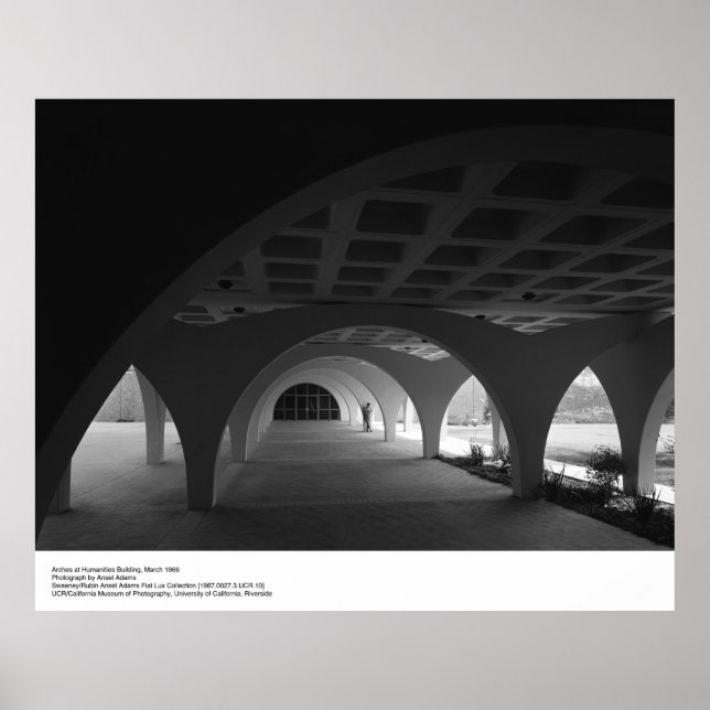 Affiche Bâtiment des humanités, mars 1966 par Ansel Adams (Devant)