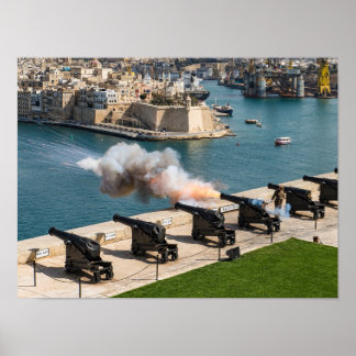 Affiche Batterie de tirs de salut au canon de Malte La Val