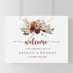 Affiche Bienvenue à la partie d'engagement Floral Rustique<br><div class="desc">Cette affiche de bienvenue à la fête de fiançailles florales rustiques or est parfaite pour une fête fiançailles moderne. Le design est composé de marsala peinte à la main, de rose, de rougeur, de bordeaux et de fleurs dorées avec des feuilles verts disposés en de belles couronnes. Faites de cette...</div>
