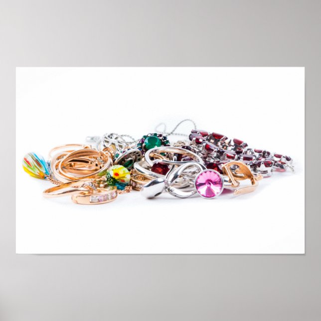 Affiche Bijoux sur blanc (Devant)