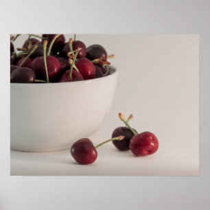 Affiche Bol de cerises rouges fraîches dans des tons feutr