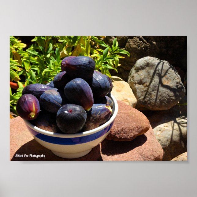 Affiche Bol de fruits de figue sur pierre (Devant)