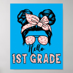 Affiche Bonjour fille de 1re année avec chignon de cheveux