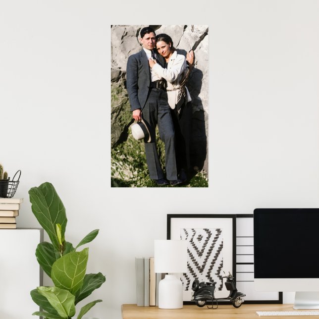 Affiche Bonnie Et Clyde Embrace 1933 Remastered (Bureau à domicile)