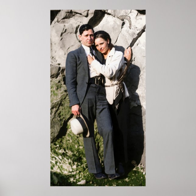 Affiche Bonnie Et Clyde Embrace 1933 Remastered (Devant)