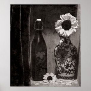 Affiche Bouteille et vase de fleurs en noir et blanc