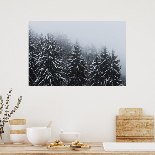 Affiche Brouillard sur une forêt d'épicéas enneigée en hiv (Cuisine)