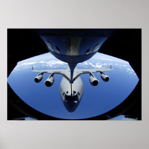 Affiche C.A. - 17 Globemaster III reçoit le carburant