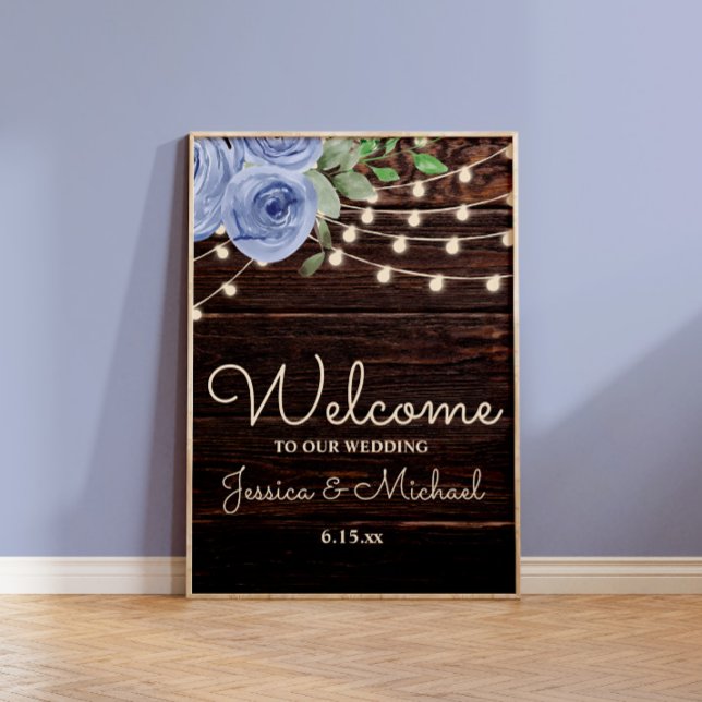 Affiche Chaîne rustique Lumières Floral bleu Mariage Bienv (Rustic wood and dusty blue watercolor floral and string lights wedding Welcome sign)