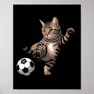 Affiche Chat tigré rayé donnant des coups de pied au footb
