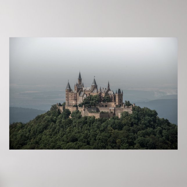 AFFICHE CHÂTEAU GRIS ET BLANC SUR LES COLLINES (Devant)