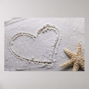 Affiche Coeur dessiné en sable au modèle d'étoiles de mer