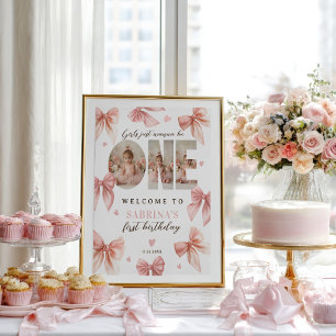 Affiche Coquette Bow Rose Girls First Birthday Welcome