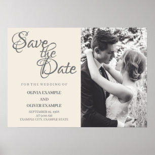 Affiche Couple de mariés s'embrassant en monochrome