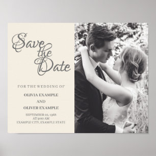 Affiche Couple de mariés s'embrassant en monochrome