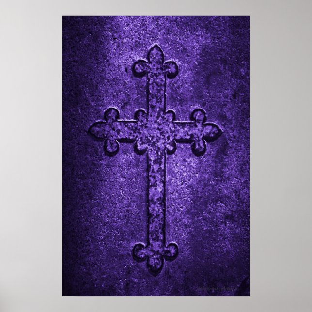 Affiche Croix gothique en pierre sculptée en violet (Devant)