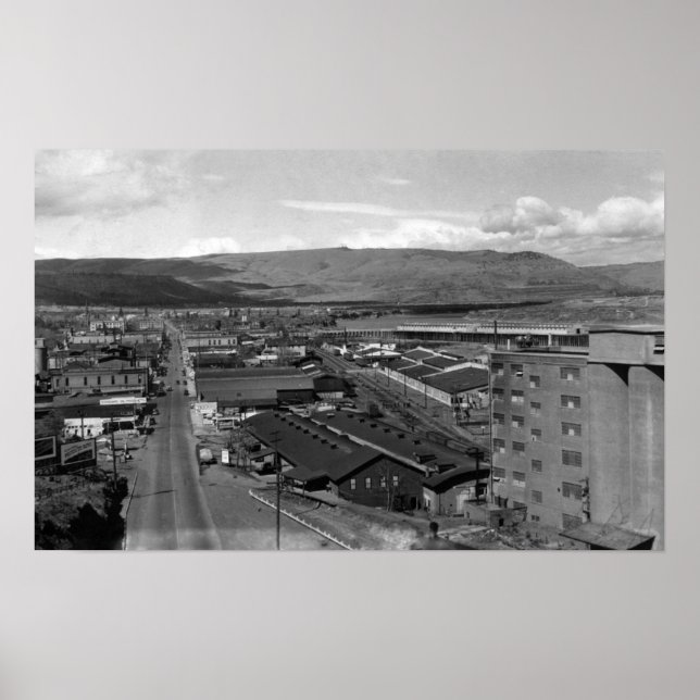 Affiche Dalles, Oregon Vue sur la ville en regardant vers  (Devant)