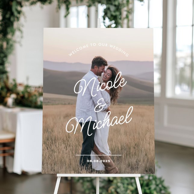 Affiche de bienvenue de mariage éditorial avec pho (Modern Editorial Look Welcome Sign with Photo)