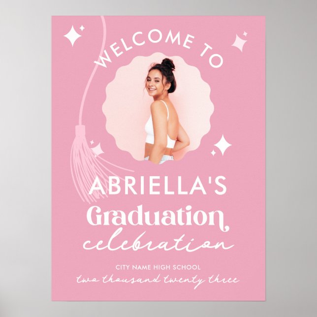Affiche de bienvenue de remise de diplômes rose mo (Devant)