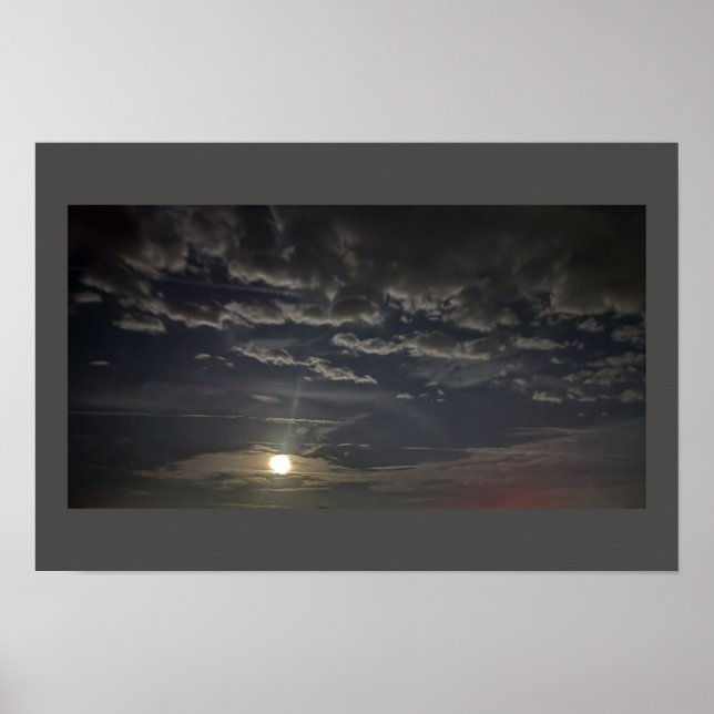 Affiche de photo de clair de lune et de nuages (Devant)