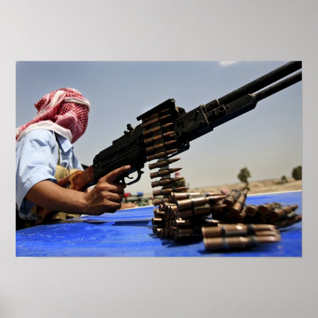 Affiche Des obus de 762 mm se trouvent sur le camion (Devant)