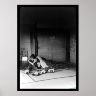 Affiche Deux femmes dans une chambre à coucher japonaise