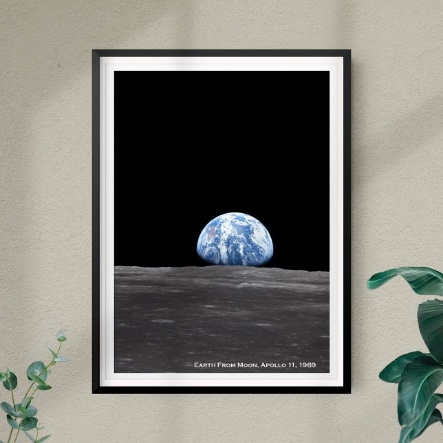 Affiche Earth Rising Over Moon, Apollo 11, 1969 (Créateur téléchargé)