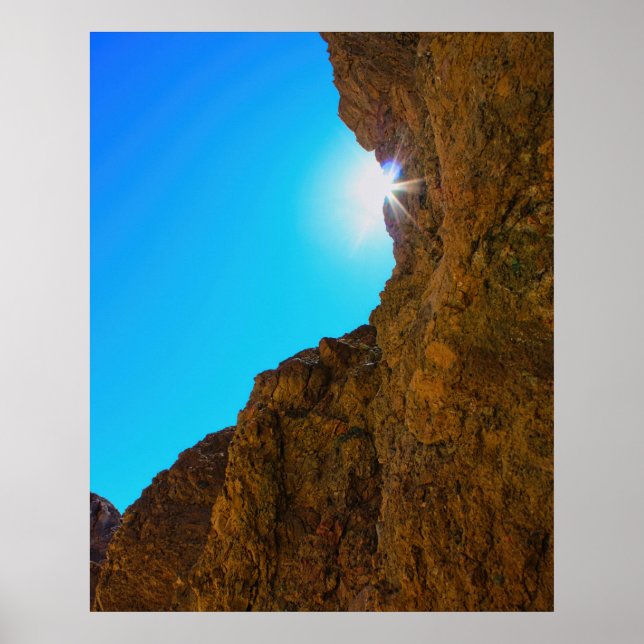 Affiche Éclaircie à travers les parois du canyon du Mojave (Devant)