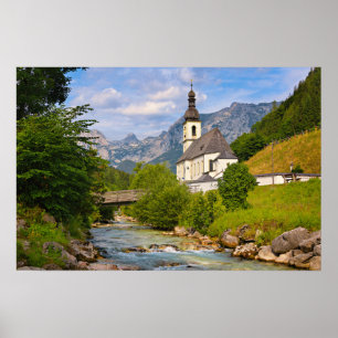 Affiche Église de montagne avec paysage de ruisseau