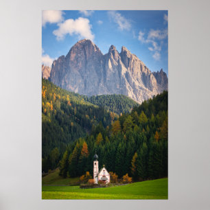 Affiche Église devant les montagnes Dolomites en Italie