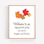 Affiche Élégant automne quitte l'engagement de la fête Bie<br><div class="desc">Elégant mariage fiançailles bienvenue affiche design caractéristiques feuillage automne éclatant en jaune,  or,  orange,  cuivre et rouge. Personnalisez le texte brun foncé avec les noms de la mariée et du marié.</div>