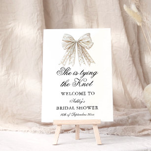 Affiche Elegant Pearl Bow She's Tying the Knot Bienvenue