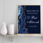 Affiche Elégante Marine Blue Gold Agate Bat mitzvah Party<br><div class="desc">L'élégante porte bleu marine et or orne le côté de cette affiche de bienvenue Bat mitzvah moderne. Le nom de votre fille est écrit dans une belle écriture formelle sous l'Étoile de David. Parfait pour une famille juive chic et élégante célébrant une fille appelée à la Torah.</div>