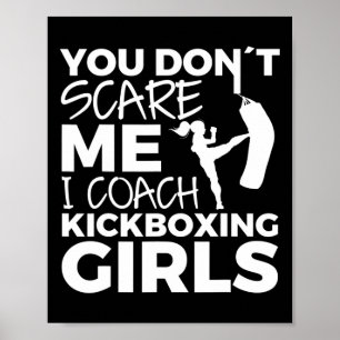 Affiche Entraîneur de filles de kickboxing