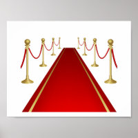 Entrée sur tapis rouge avec barrières dorées
