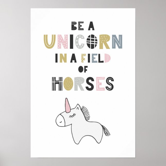 Affiche Être Unicorne Dans Un Champ De Chevaux (Devant)
