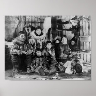 Affiche Famille esquimaude en photographie d'igloo d'hiver