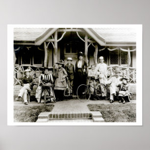 Affiche Family Group, c.1900 (b/w photo)