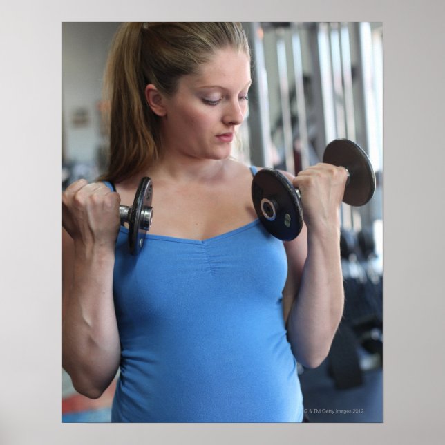 Affiche femme enceinte faisant de l'exercice au centre de  (Devant)