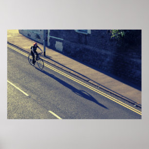 Affiche Fille sur un vélo (effet de transbordement)