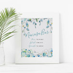 Affiche Fleurs d'aquarelle bleu Mimosa Bar<br><div class="desc">Utilisez ce panneau fleuri Mimosa Bar pour décorer votre table et aider les clients à préparer leurs boissons. Conçu en utilisant mes élégantes orchidées bleues aquarelles sur un arrière - plan blanc immaculé, ce panneau est parfait pour le brunch et mousseux, douches nuptiales, baby showers, mariages de printemps et d'été...</div>