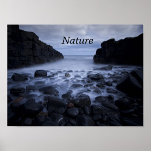 Affiche Galets et rochers le long de l'océan Shoreline Pos
