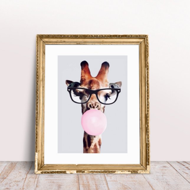 AFFICHE GIRAFFE PORTANT DES LUNETTES SOUFFLANT UN BUBBLE G (Créateur téléchargé)